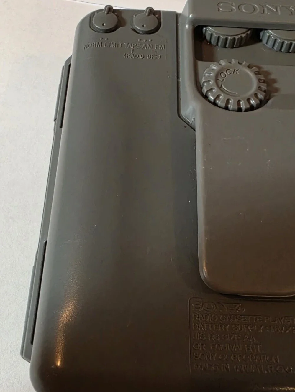 Vintage Sony Sports Walkman model WM-FS191 For Parts Only